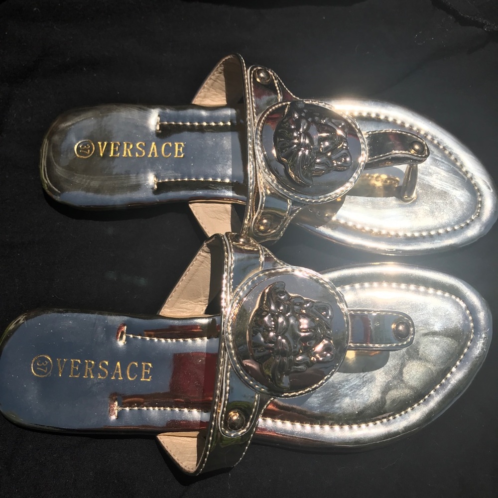 Versace “Pallazo” Gold Thong Sandals - Picture 3 of 5